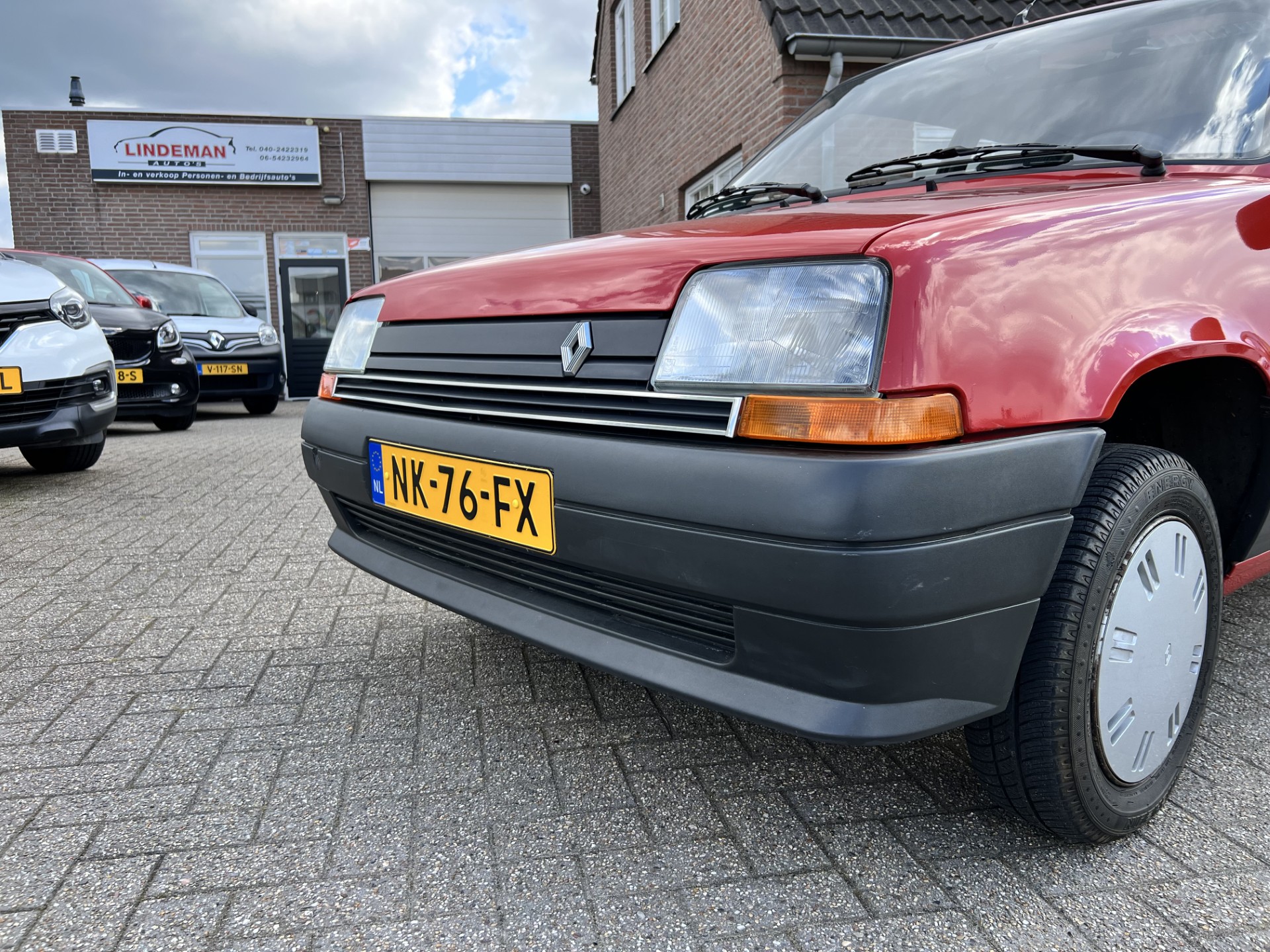 38756918-13.jpg