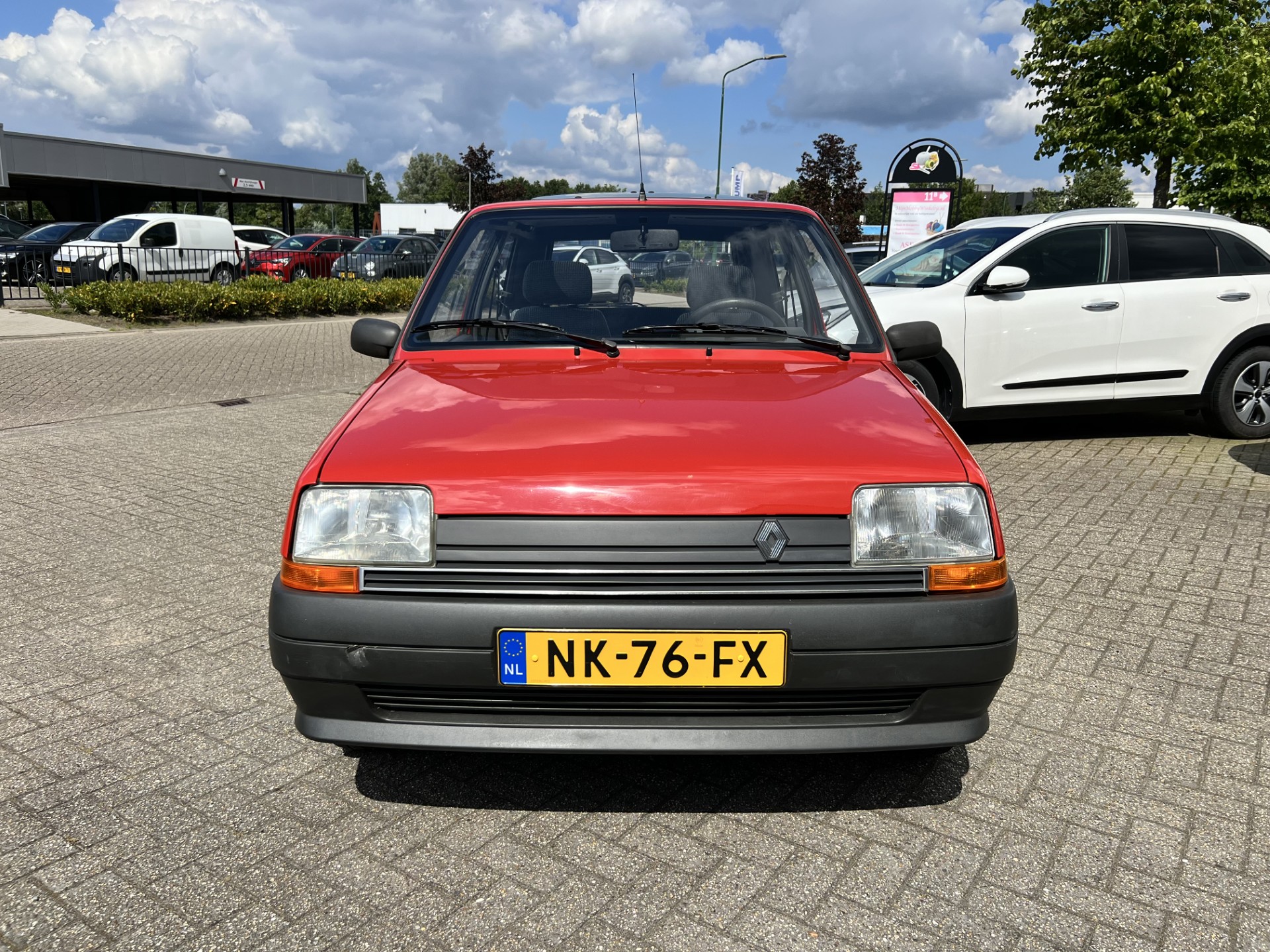 38756918-14.jpg