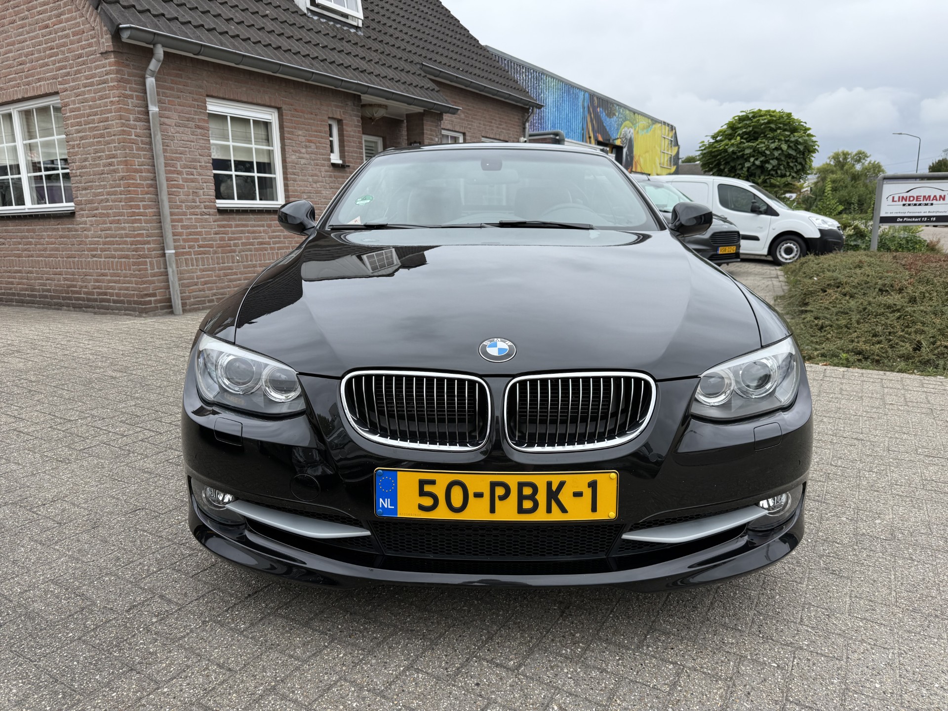 47035489-17.jpg