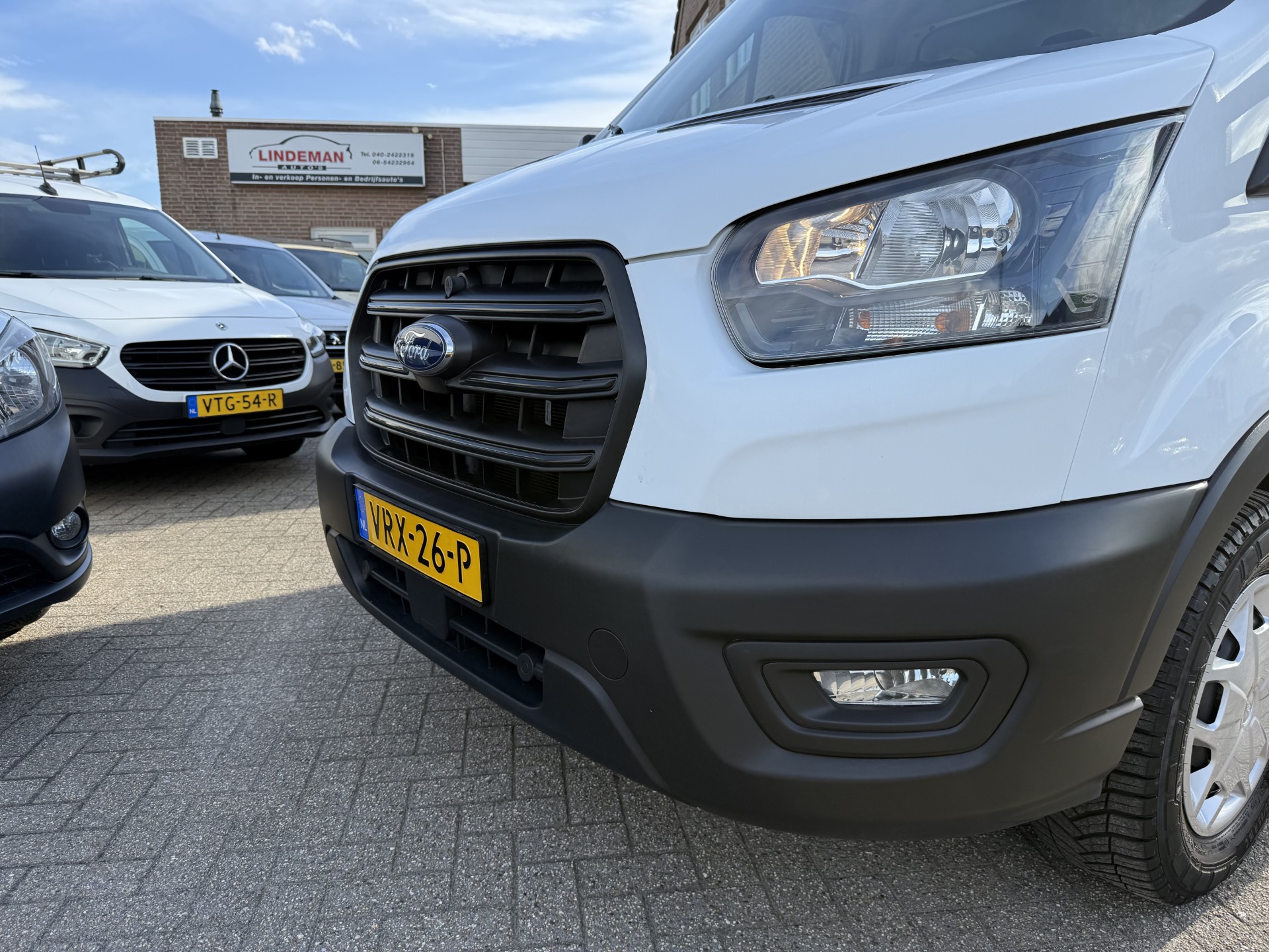 47480469-15.jpg